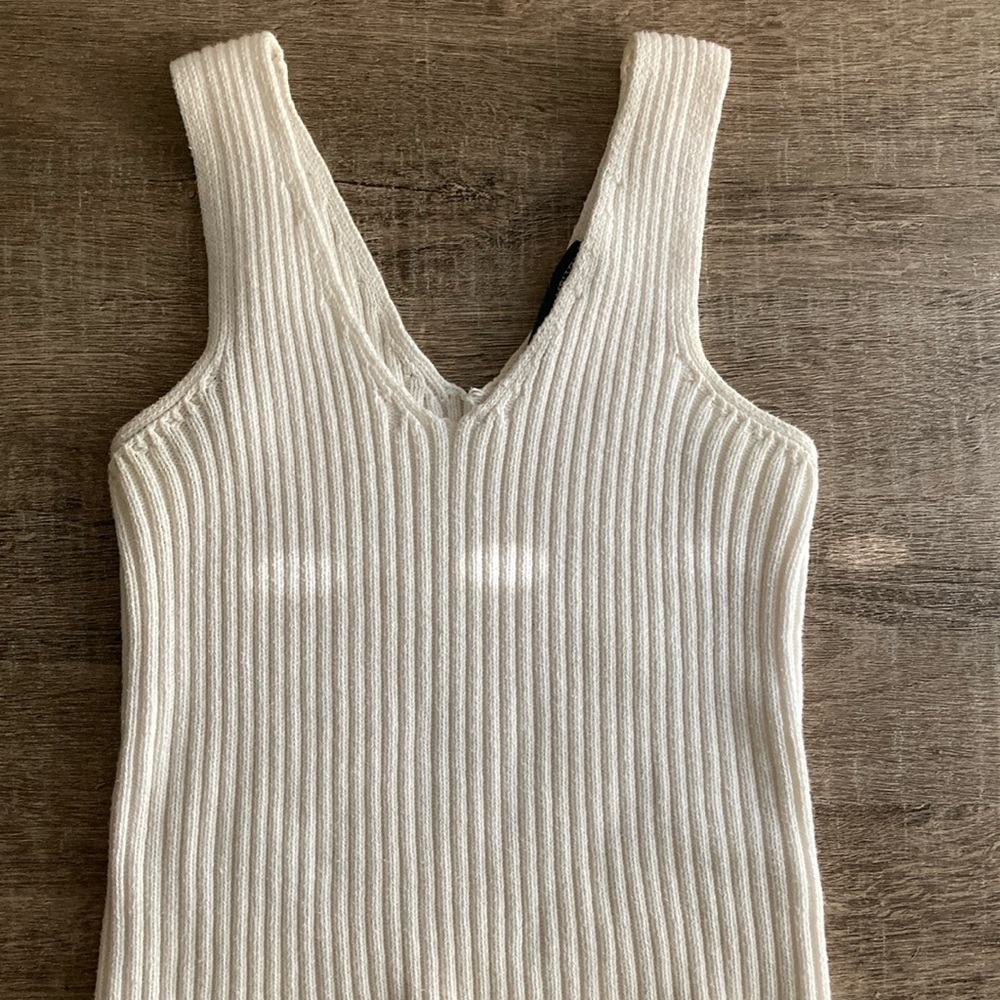 Brandy Melville Ribbed Fitted Tank Top
